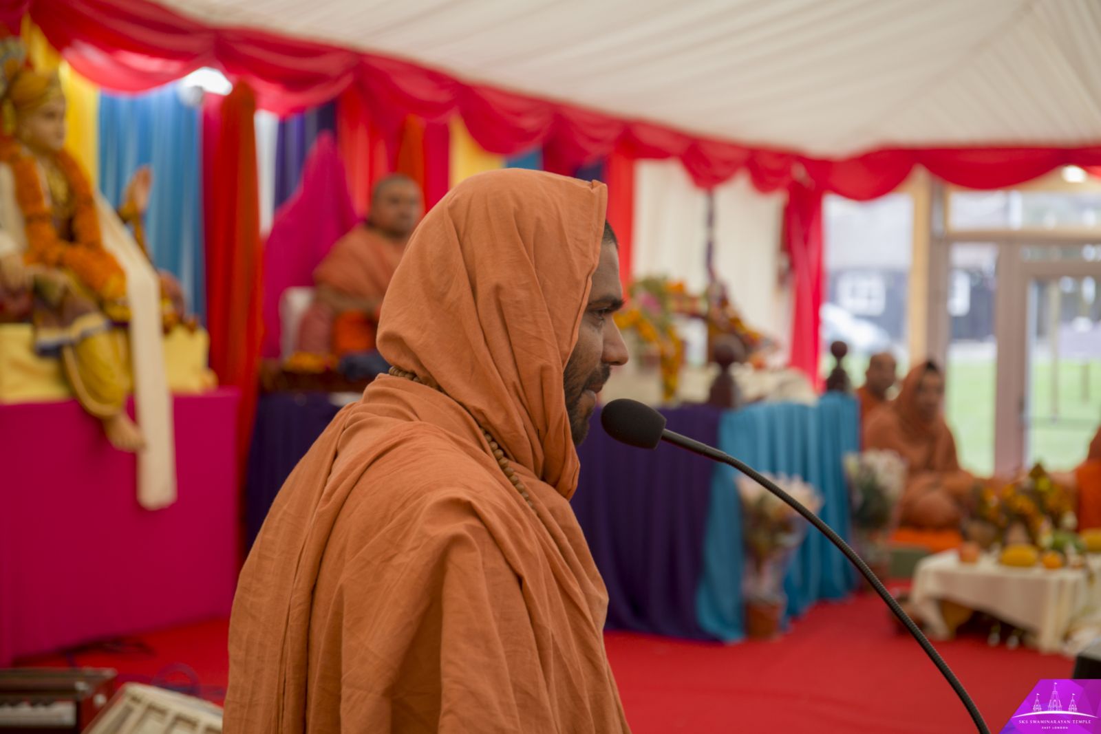©1987-2017 SKS Swaminarayan Temple East London